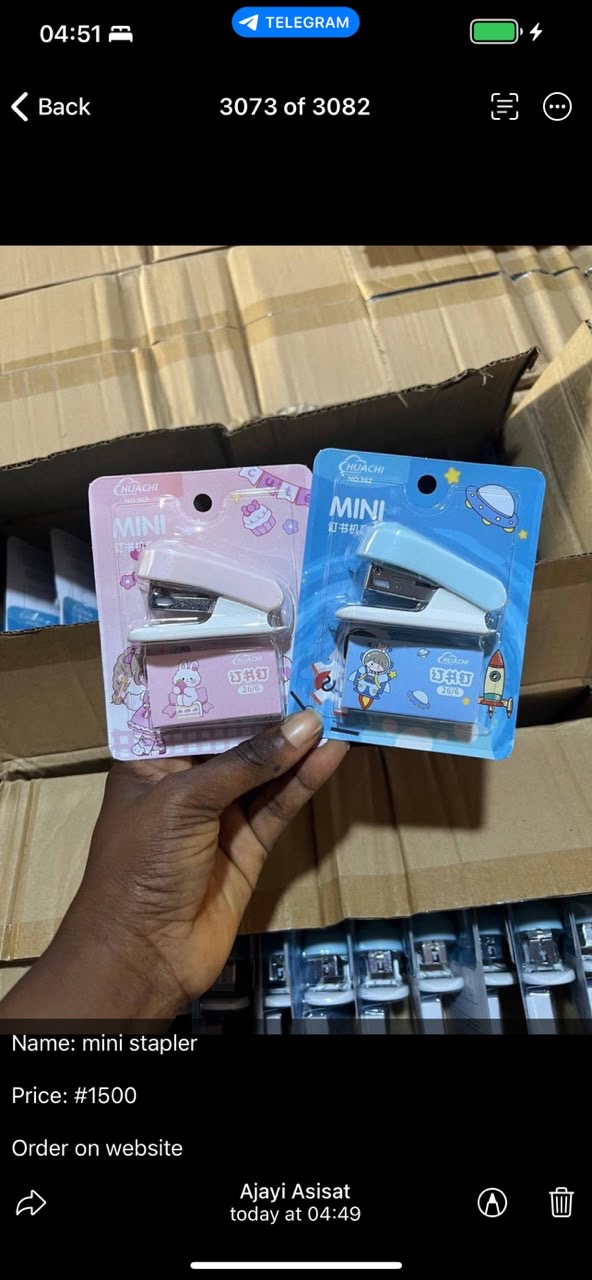 Mini stapler