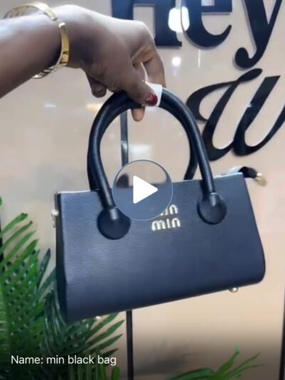 Min black bag
